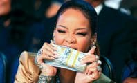 Rihanna en pause musicale : elle devient la chanteuse la plus riche au monde